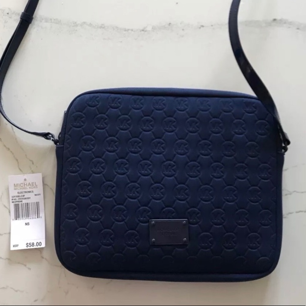 NWT Michael Kors iPad carrying Case